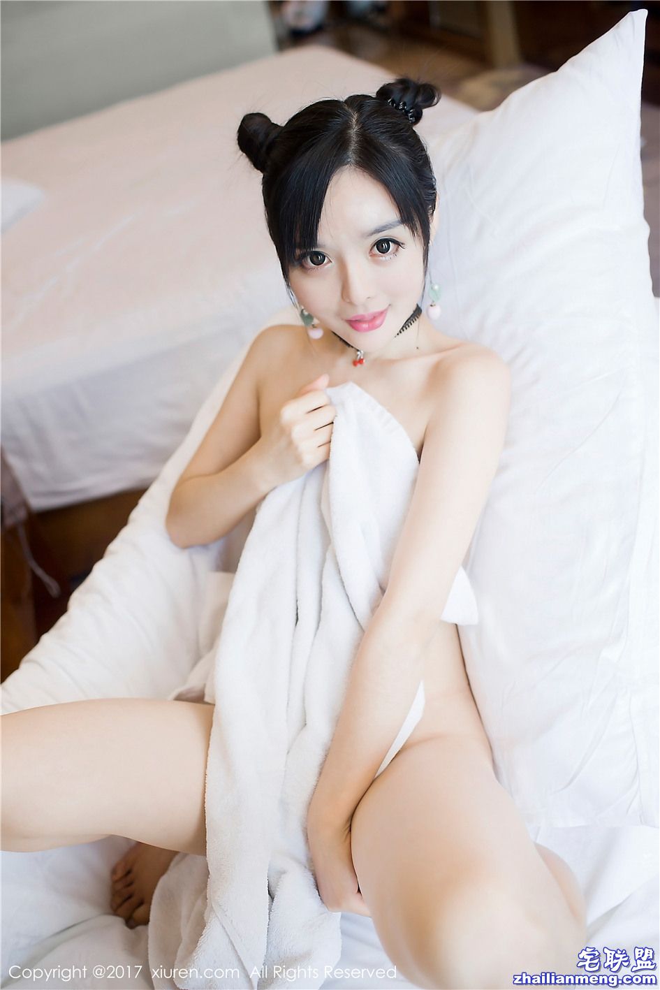 [秀人网] 性感美女柠檬Mini肌肤柔软滑嫩火辣私房照 第721期第3张