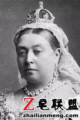 西方外科黑历史，理发师垄断手术只会放血，医生掘墓解剖练手速