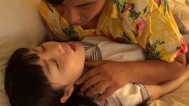 邪恶老师调教学生妹初夜破处 抽插少女嫩嫩美穴动态图