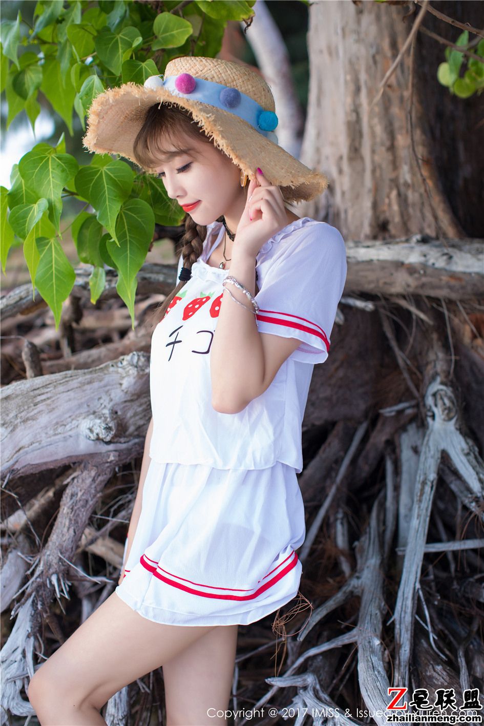 [爱蜜社] 时尚的美女杨晨晨sugar旅拍写真 Vol.185第8张