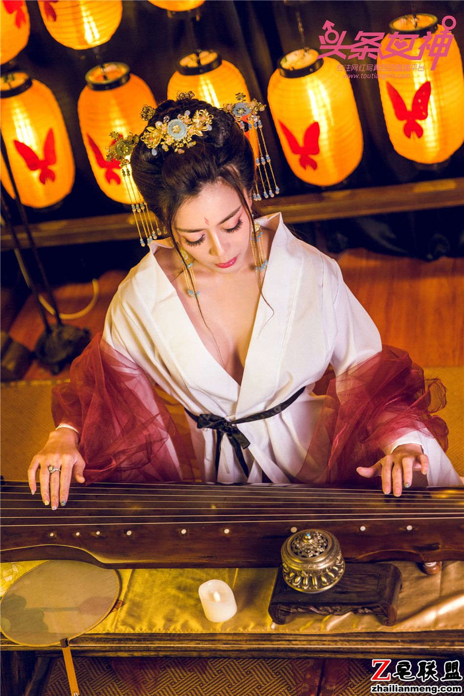 [头条女神] 绝色古装爆乳美女萱宸勾魂写真 第446期第4张