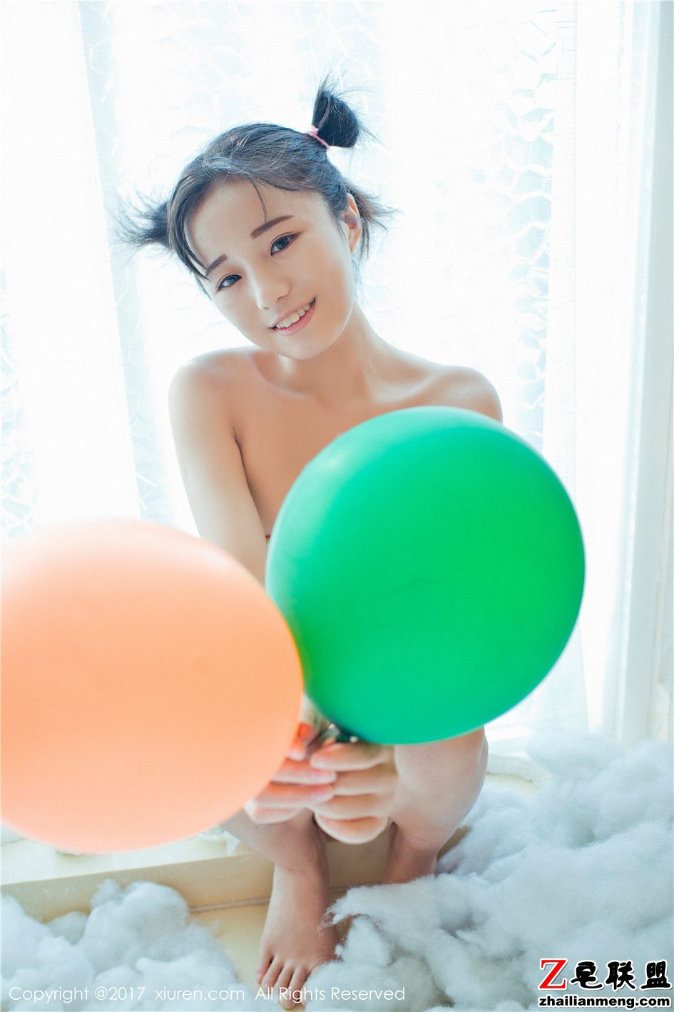 [秀人网] 室内气球少女仓井优香嫩白美乳写真 第765期第6张
