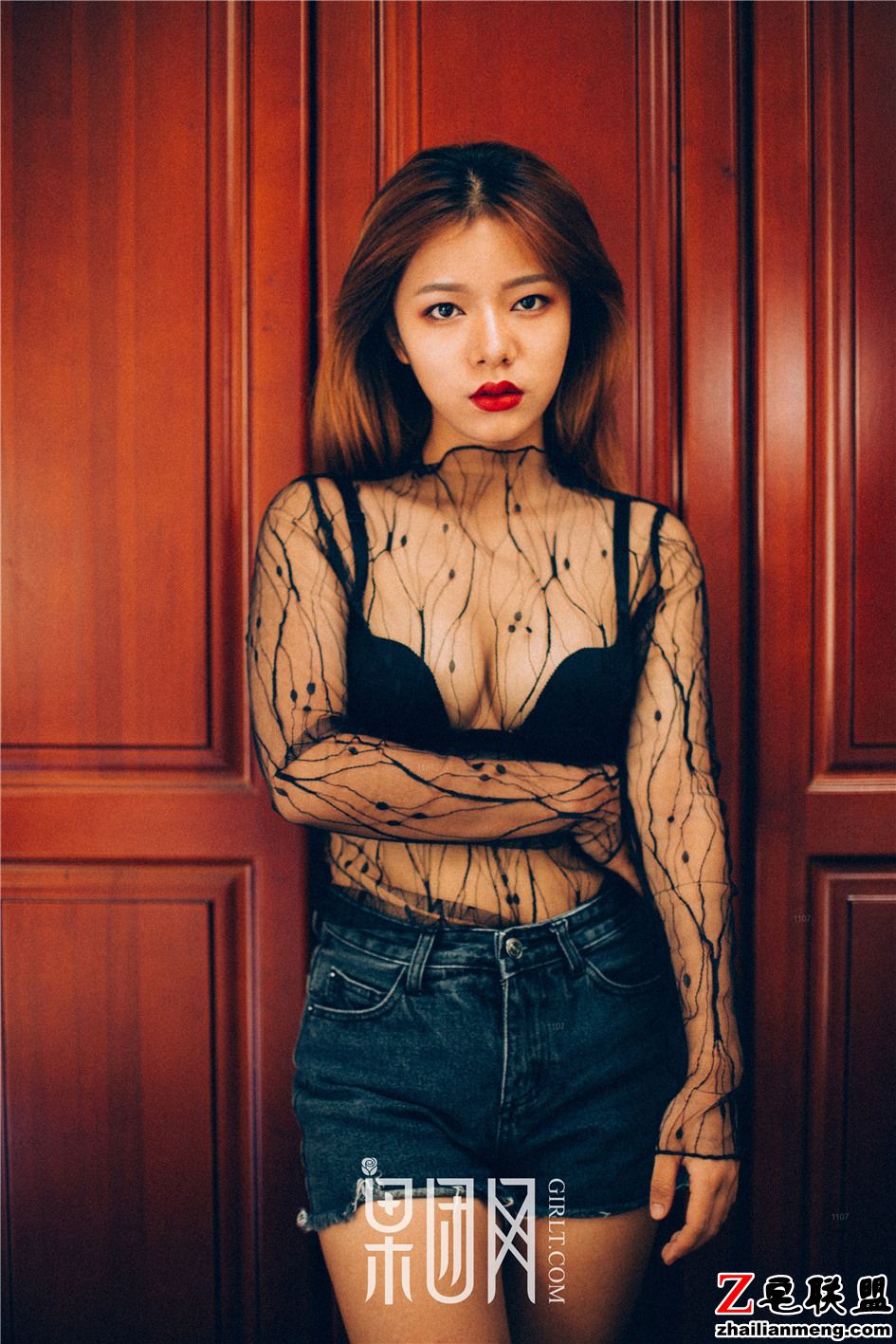[Girlt果团网] 个性网红<a href=https://www.zhailm.com/e/tags/?tagname=%E7%BE%8E%E5%A5%B3 target=_blank class=infotextkey>美女</a><a href=https://www.zhailm.com/e/tags/?tagname=%E5%86%99%E7%9C%9F target=_blank class=infotextkey>写真</a> No.068第1张