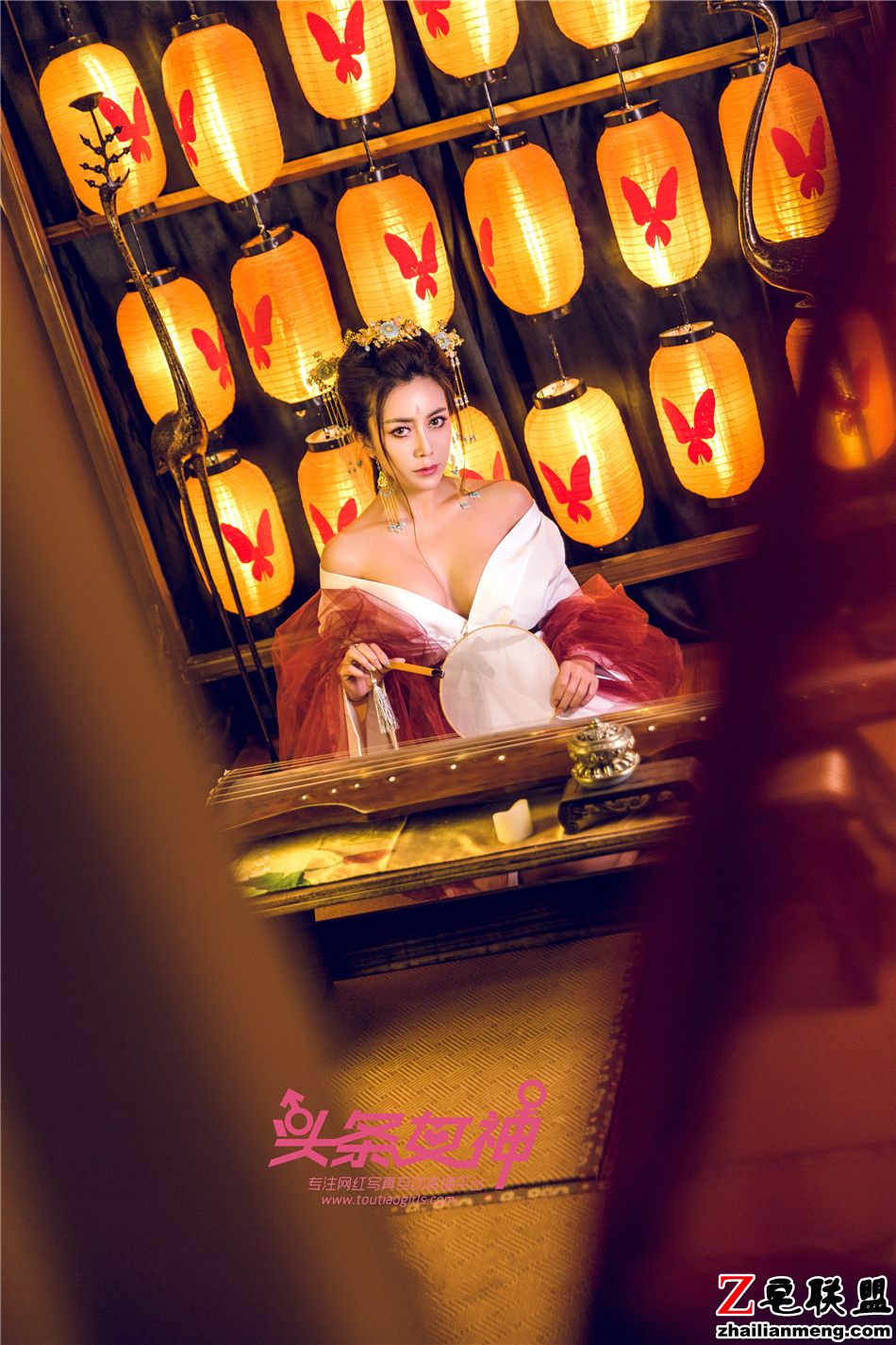 [头条女神] 绝色古装爆乳美女萱宸勾魂写真 第446期第6张