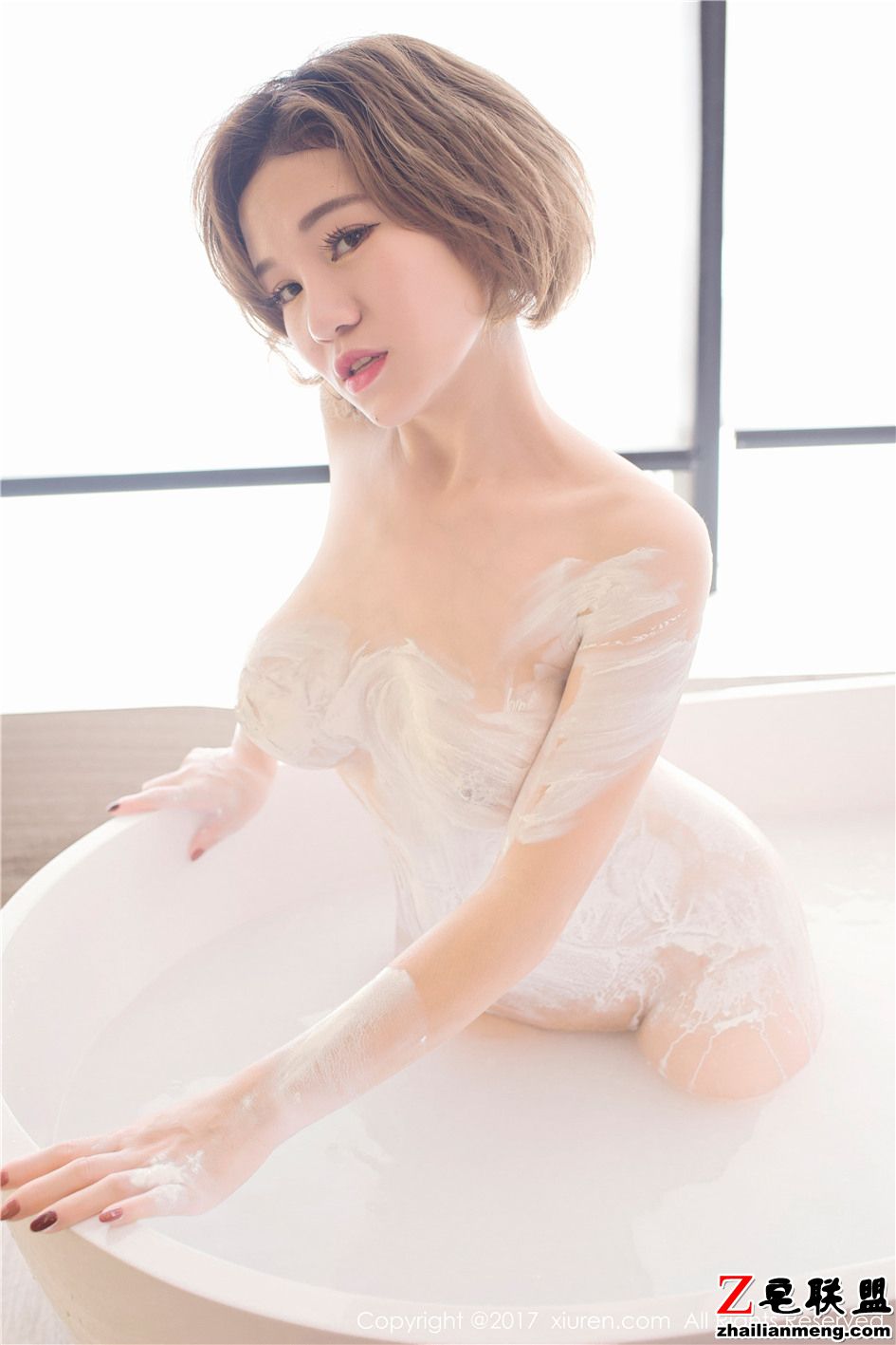 [秀人网] 短发风骚诱惑美女多香子情趣蕾丝装写真图片 第778期第6张