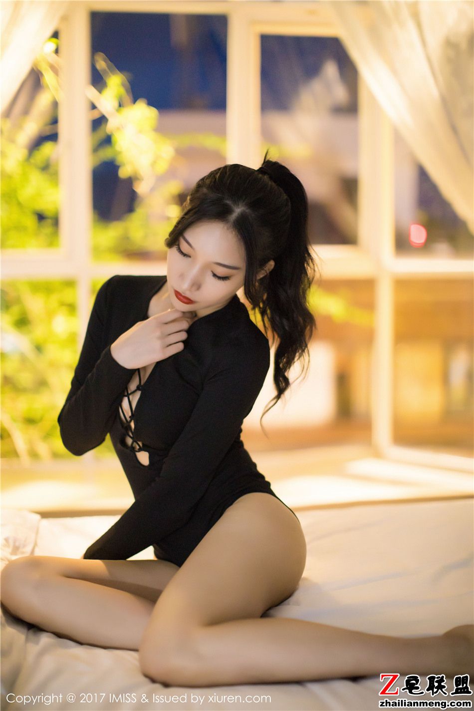 [爱蜜社] 高清气质高雅女人小狐狸Sica写真图片 Vol.194第8张