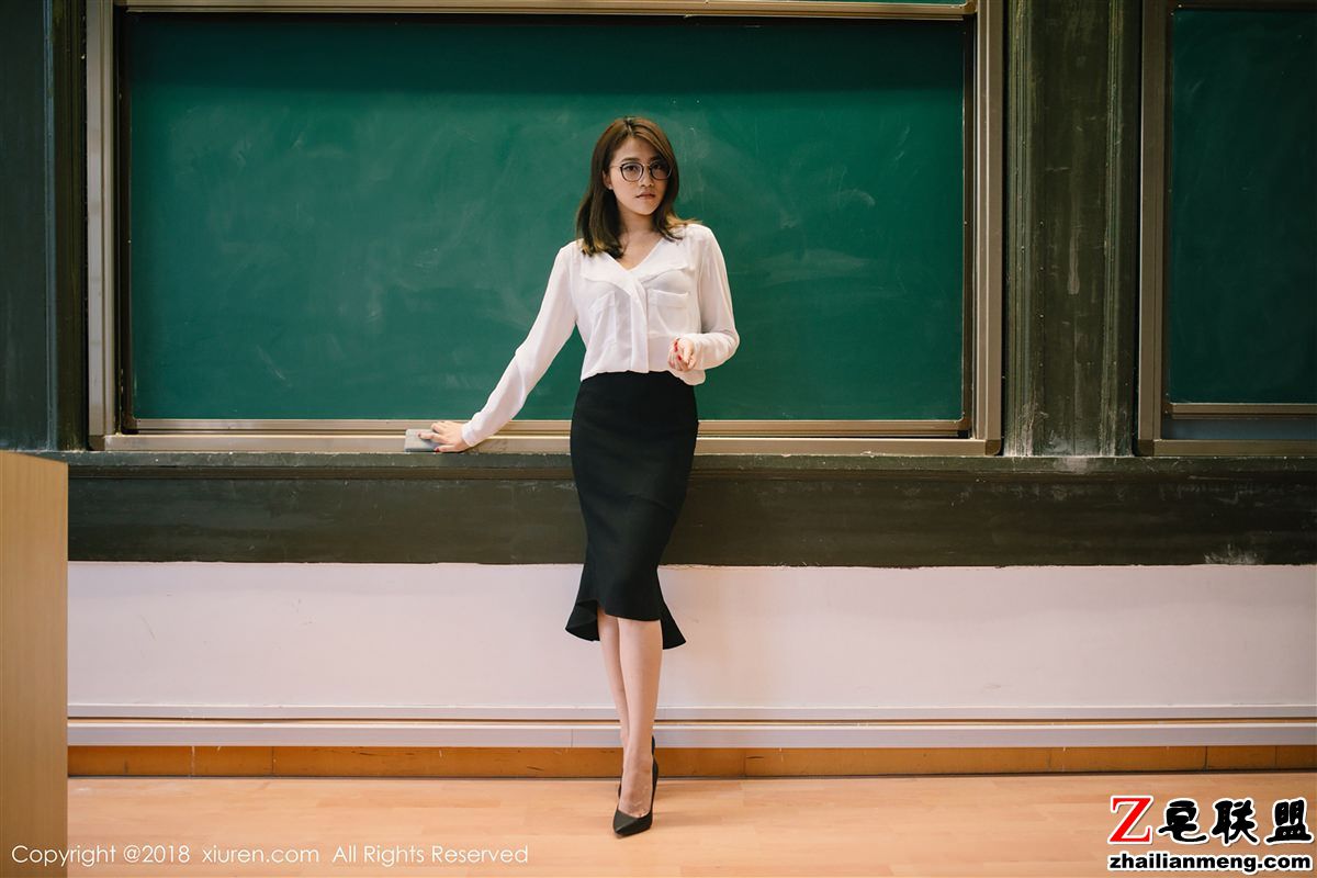 [XIUREN]  2018.12.14 No.1267 许诺Sabrina [44+1P146M]_0004