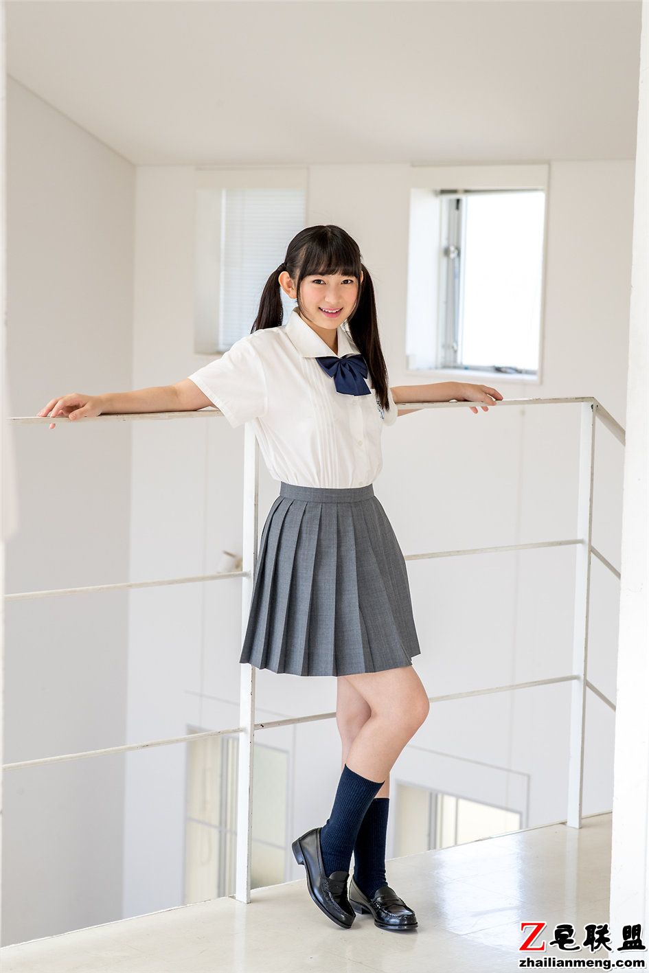 Minisuka.tv 超漂亮的<a href=https://www.zhailm.com/e/tags/?tagname=%E6%97%A5%E6%9C%AC target=_blank class=infotextkey>日本</a><a href=https://www.zhailm.com/e/tags/?tagname=%E7%BE%8E%E5%A5%B3 target=_blank class=infotextkey>美女</a>河村みるく校服<a href=https://www.zhailm.com/e/tags/?tagname=%E6%80%A7%E6%84%9F target=_blank class=infotextkey>性感</a>图片 NO.674第1张