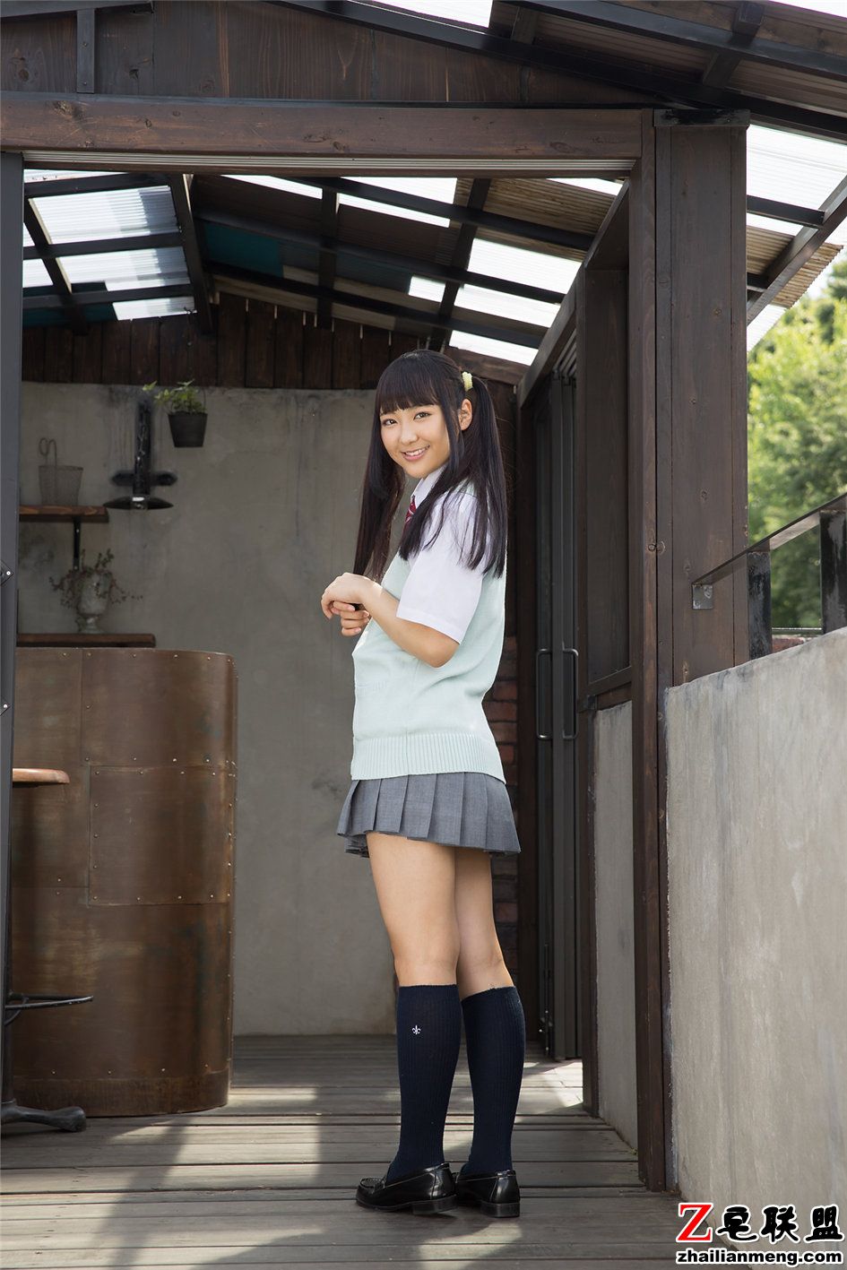 Minisuka.tv 可爱日本美女高梨あい校服写真图片 NO.671第3张