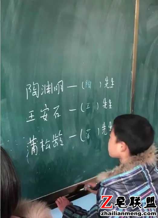 段子：康师傅方便面老总退休，把500亿商业帝国交给了儿子图片