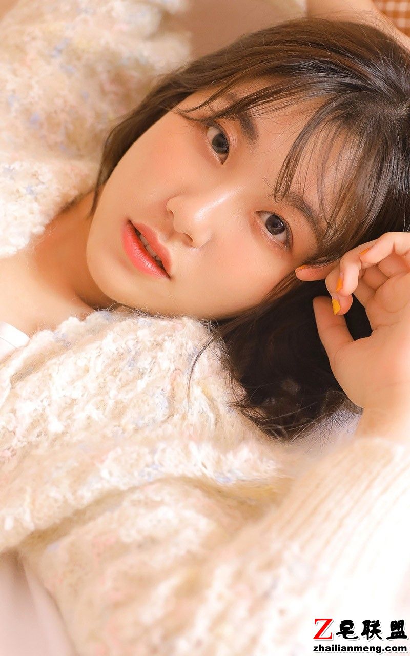 韩国美女素雅清新居家唯美大胆写真