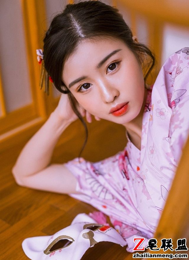 <a href=https://www.zhailm.com/e/tags/?tagname=%E6%97%A5%E6%9C%AC target=_blank class=infotextkey>日本</a>风俗媚娘和服下成熟的酮体大尺度姿势<a href=https://www.zhailm.com/e/tags/?tagname=%E5%86%99%E7%9C%9F target=_blank class=infotextkey>写真</a>