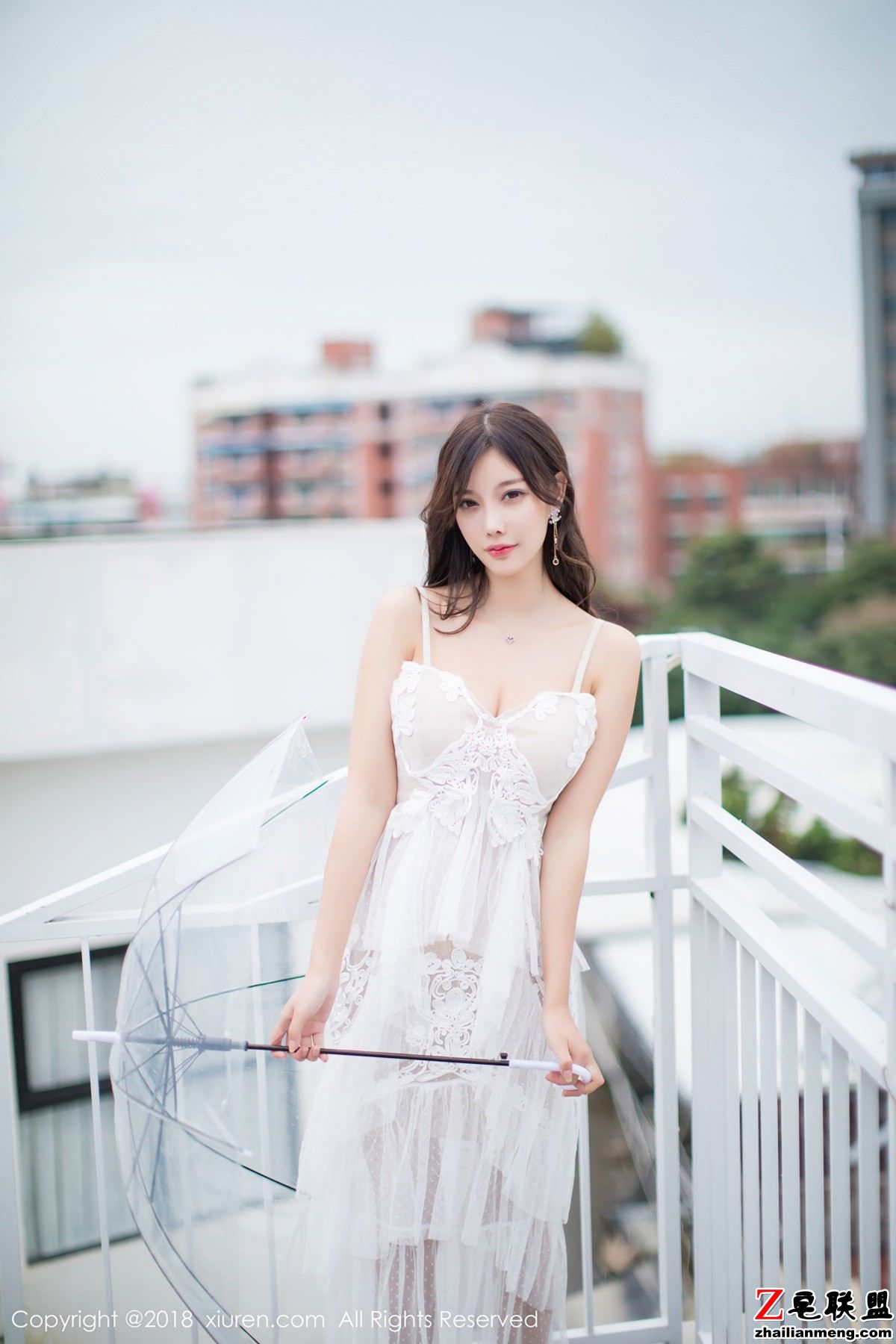 [XIUREN] 2018.12.29 No.1296 杨晨晨sugar [68+1P258M]_0010