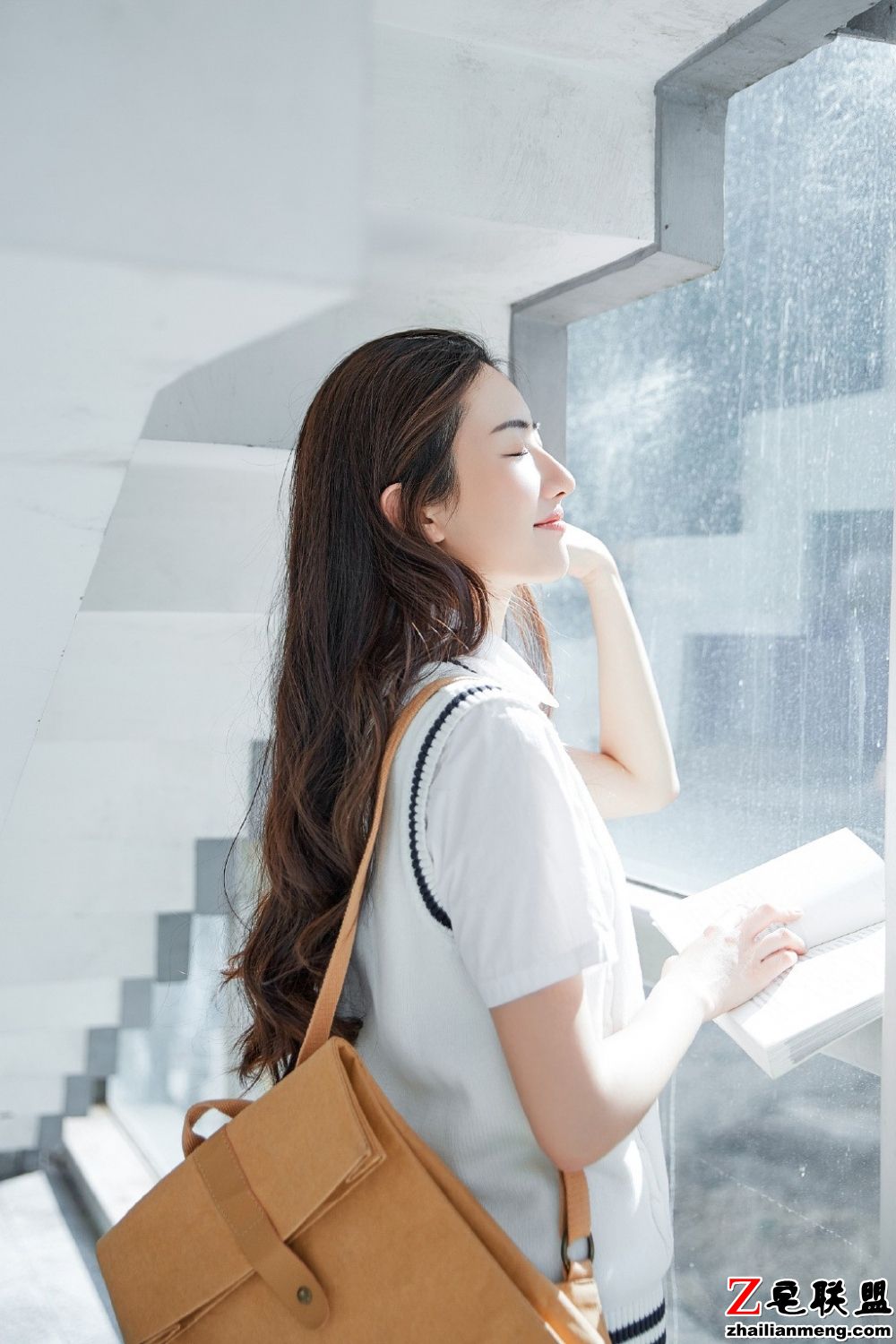 纯情<a href=https://www.zhailm.com/e/tags/?tagname=%E6%97%A5%E6%9C%AC target=_blank class=infotextkey>日本</a><a href=https://www.zhailm.com/e/tags/?tagname=%E7%BE%8E%E5%A5%B3 target=_blank class=infotextkey>美女</a>校花户外大胆唯美<a href=https://www.zhailm.com/e/tags/?tagname=%E5%86%99%E7%9C%9F target=_blank class=infotextkey>写真</a>