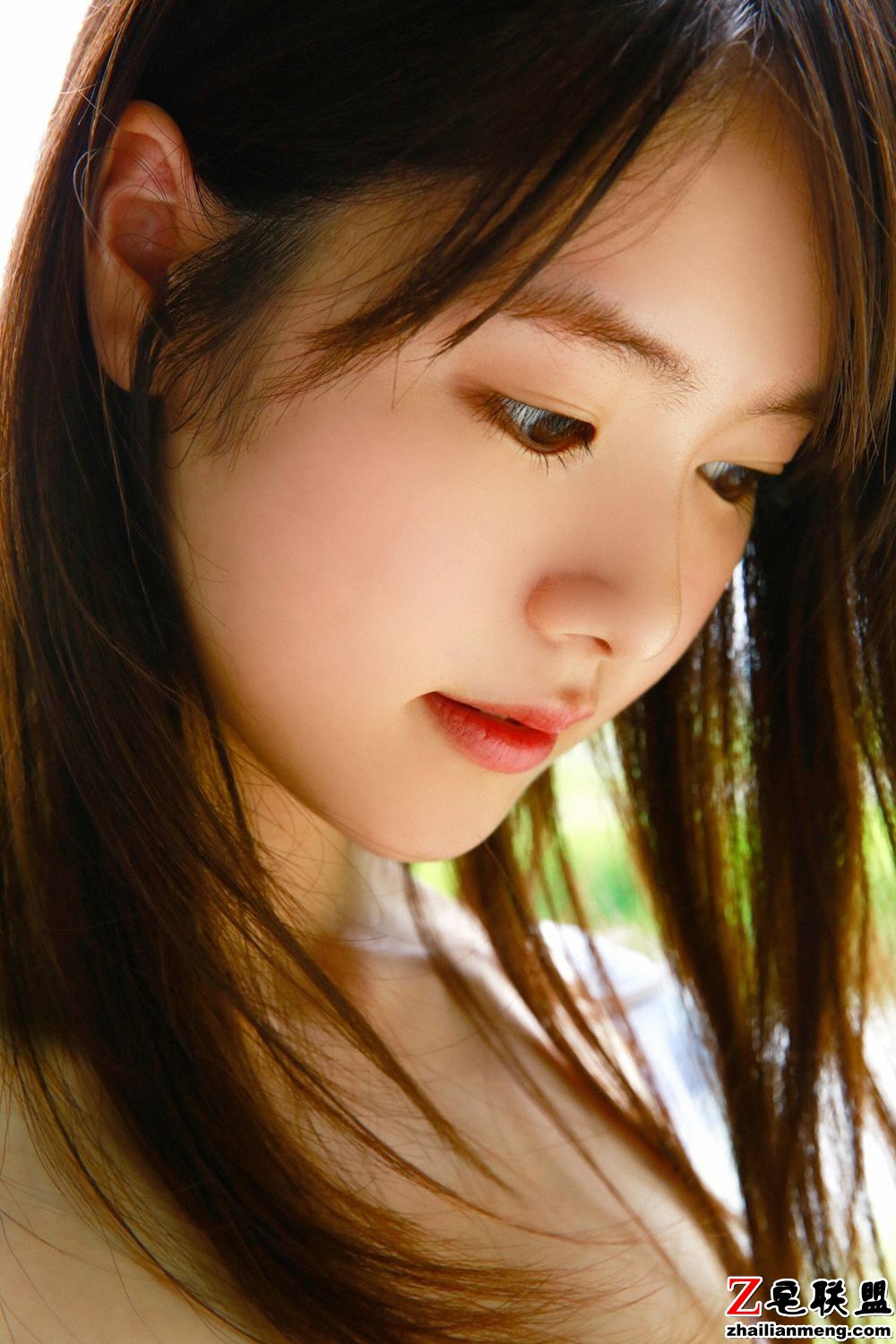 日本美女唐田英里佳高清外拍写真图片第3张