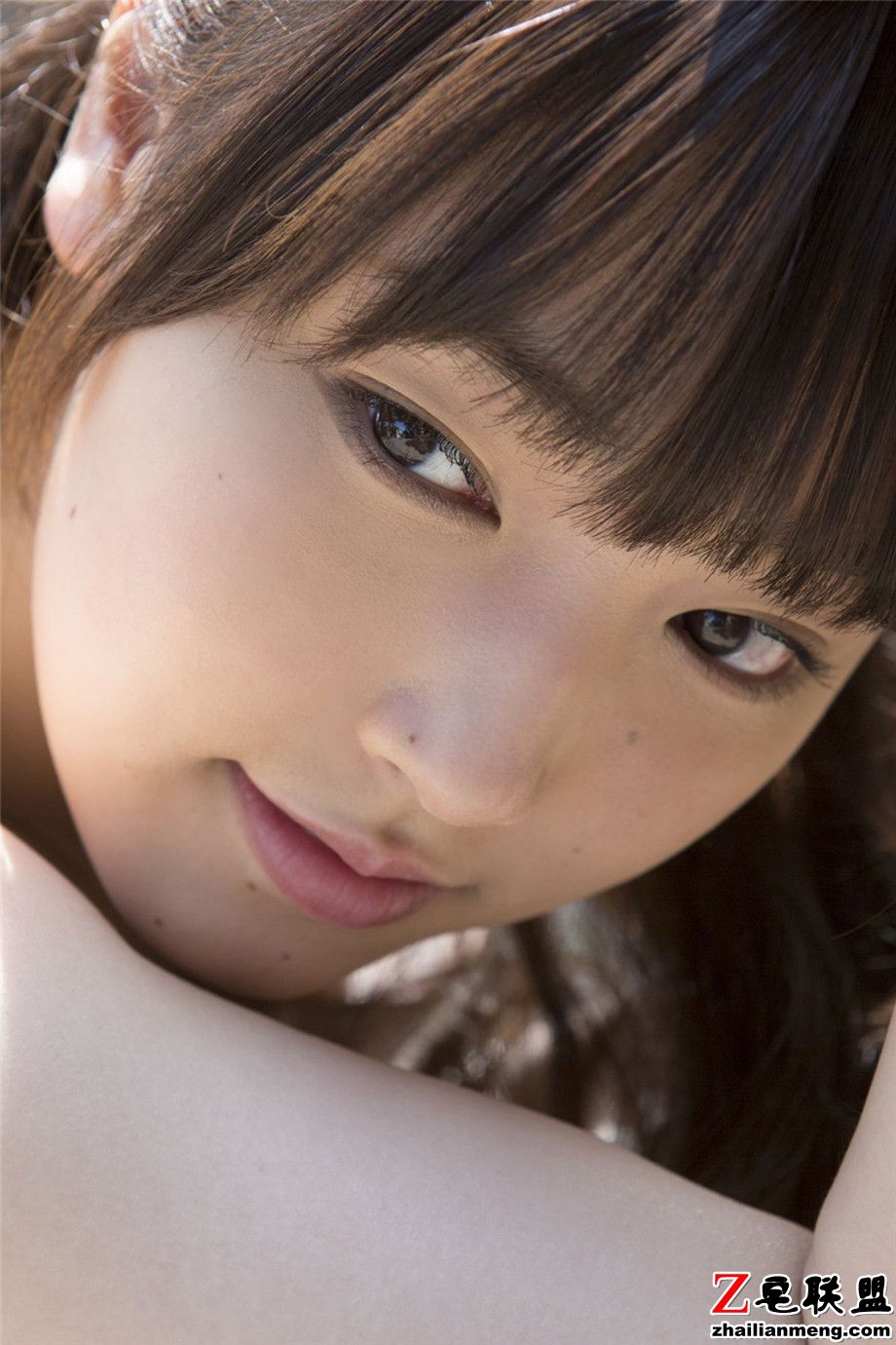 96年清纯白色长裙<a href=https://www.zhailm.com/e/tags/?tagname=%E6%97%A5%E6%9C%AC%E7%BE%8E%E5%A5%B3 target=_blank class=infotextkey>日本美女</a>谱久村圣最新照片外拍写真集第2张