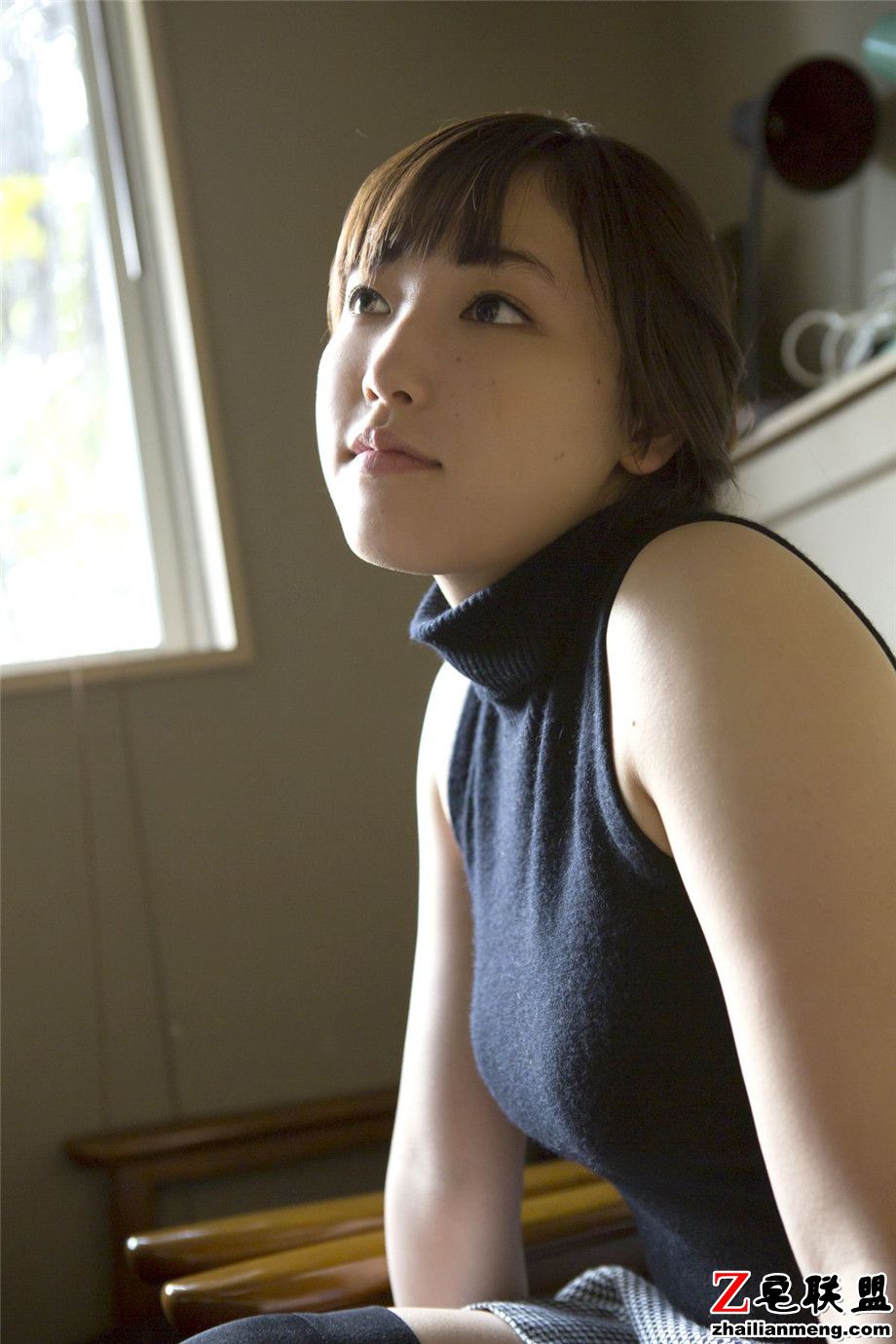 清纯日本美女谱久村圣资源外拍写真图片第4张