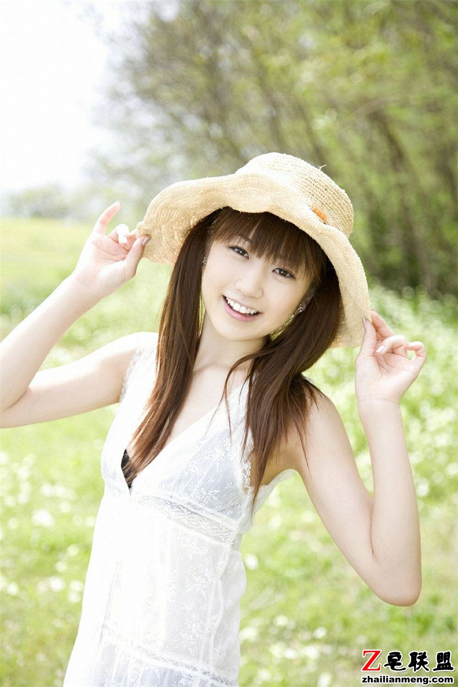 清纯日本美女中村知世小可爱外拍写真照片第5张