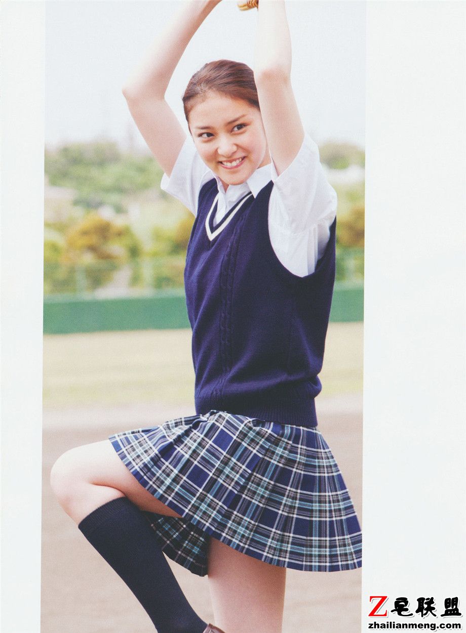 清纯日本美女武井咲学生妹制服写真集第5张