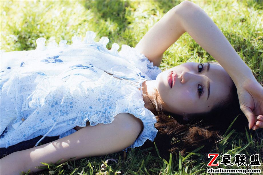 <a href=https://www.zhailm.com/e/tags/?tagname=%E6%9E%81%E5%93%81 target=_blank class=infotextkey>极品</a><a href=https://www.zhailm.com/e/tags/?tagname=%E6%97%A5%E6%9C%AC target=_blank class=infotextkey>日本</a><a href=https://www.zhailm.com/e/tags/?tagname=%E7%BE%8E%E5%A5%B3 target=_blank class=infotextkey>美女</a>乃木坂卫藤美彩大胆<a href=https://www.zhailm.com/e/tags/?tagname=%E5%86%99%E7%9C%9F target=_blank class=infotextkey>写真</a>图片第1张