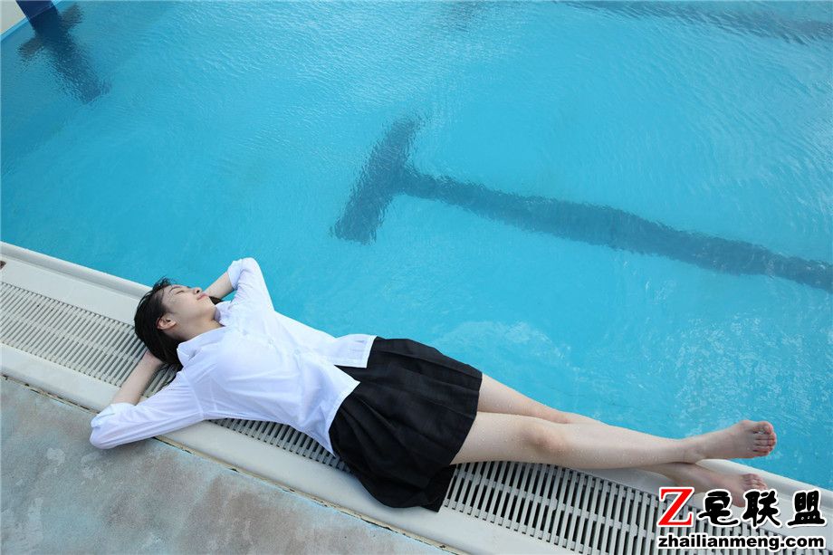 <a href=https://www.zhailm.com/e/tags/?tagname=%E6%80%A7%E6%84%9F target=_blank class=infotextkey>性感</a><a href=https://www.zhailm.com/e/tags/?tagname=%E6%97%A5%E6%9C%AC target=_blank class=infotextkey>日本</a><a href=https://www.zhailm.com/e/tags/?tagname=%E7%BE%8E%E5%A5%B3 target=_blank class=infotextkey>美女</a>植村亚加莉泳池湿身外拍<a href=https://www.zhailm.com/e/tags/?tagname=%E5%86%99%E7%9C%9F target=_blank class=infotextkey>写真</a>集第1张