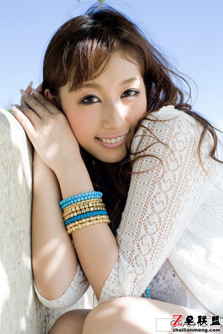 清纯日本美女绫濑迪亚娜小清新外拍写真图片第5张