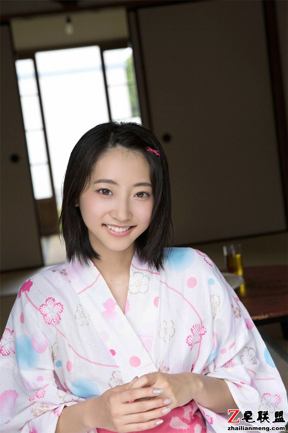 90后短发日本美女萝莉武田玲奈和服写真图片第4张