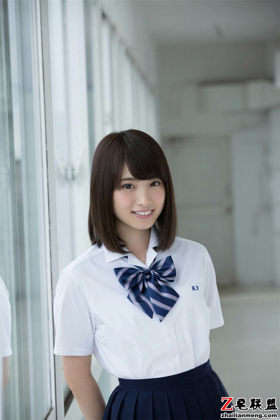 短发日本青春学生制服美女永井理子气质写真图片第4张