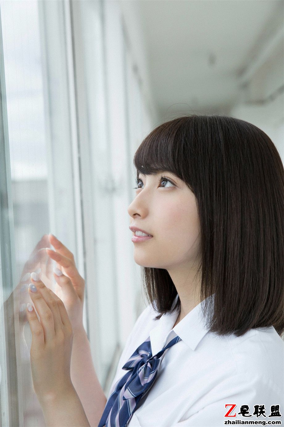 短发日本青春学生制服美女永井理子气质写真图片第5张