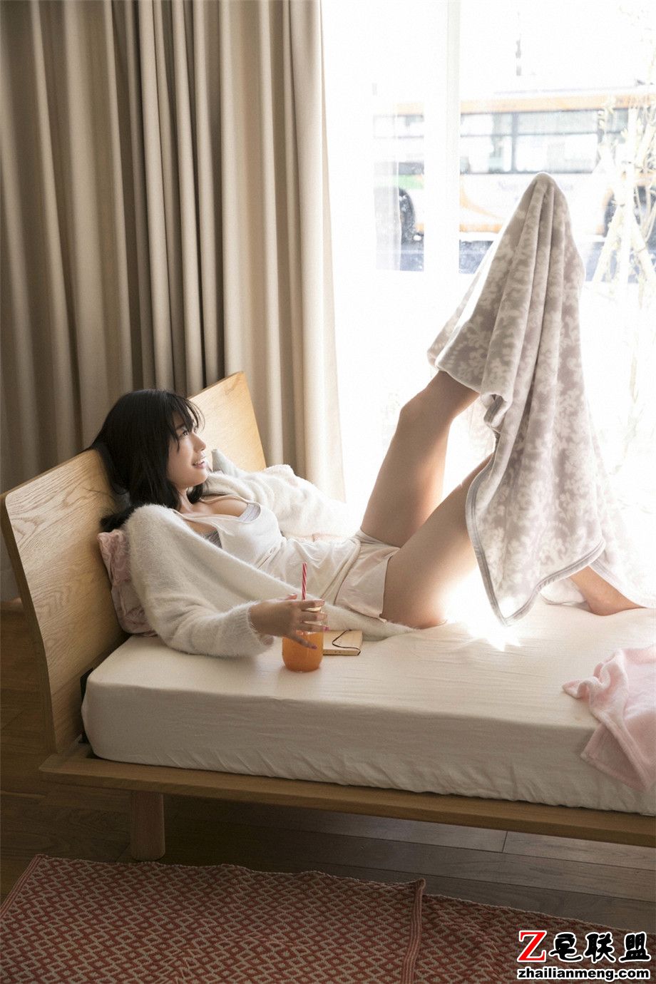 <a href=https://www.zhailm.com/e/tags/?tagname=%E6%9E%81%E5%93%81 target=_blank class=infotextkey>极品</a><a href=https://www.zhailm.com/e/tags/?tagname=%E6%97%A5%E6%9C%AC target=_blank class=infotextkey>日本</a><a href=https://www.zhailm.com/e/tags/?tagname=%E7%BE%8E%E5%A5%B3 target=_blank class=infotextkey>美女</a>小仓优香高清<a href=https://www.zhailm.com/e/tags/?tagname=%E7%A7%81%E6%88%BF target=_blank class=infotextkey>私房</a><a href=https://www.zhailm.com/e/tags/?tagname=%E5%86%99%E7%9C%9F target=_blank class=infotextkey>写真</a>图片第1张