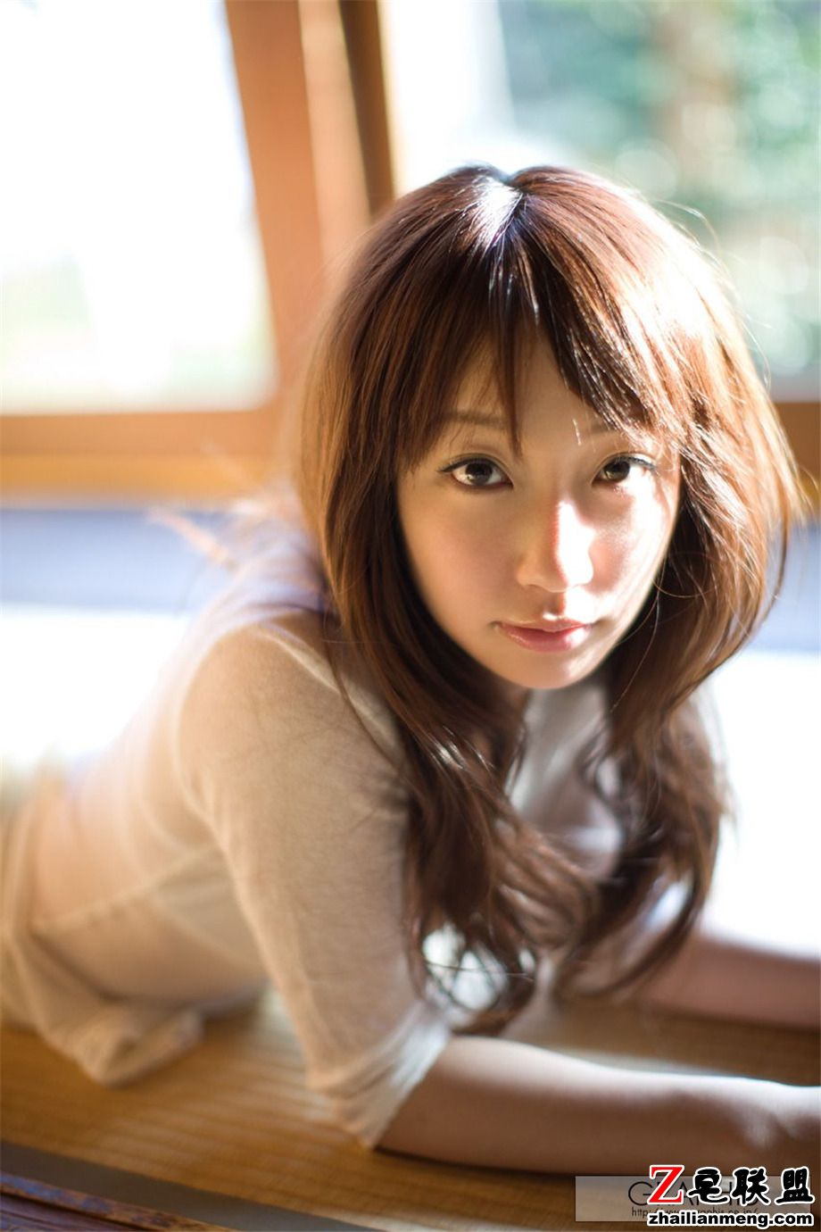 极品日本美女杏树纱奈大胆写真图片第4张