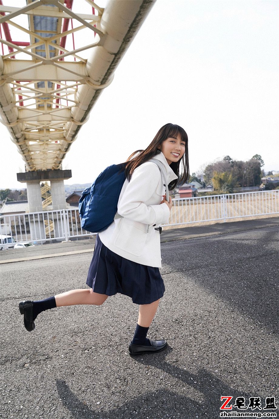 00后可爱日本萝莉小美女黒木光制服写真图片第5张