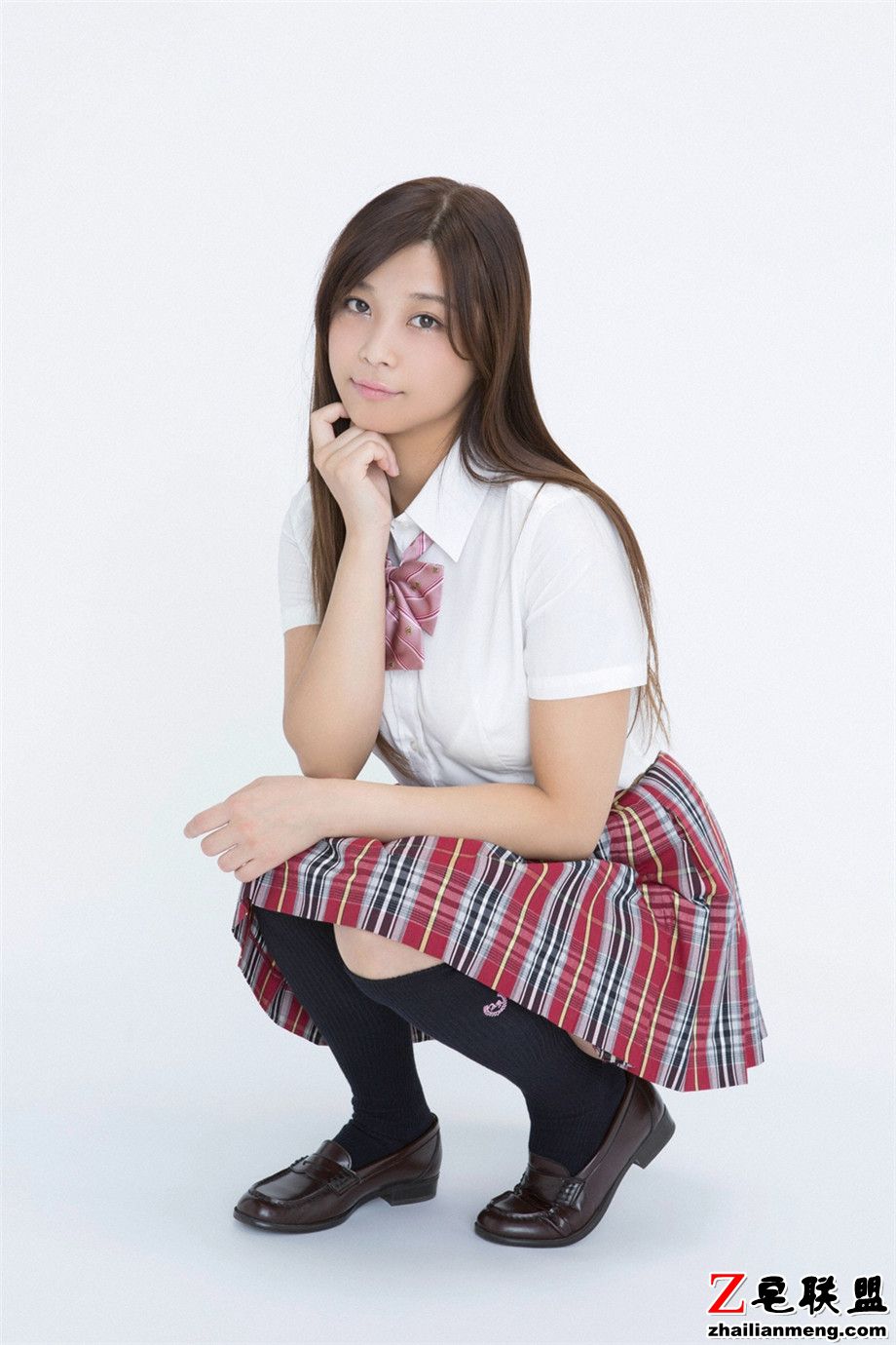 可爱日本学生装美女<a href=https://www.zhailm.com/e/tags/?tagname=%E5%86%99%E7%9C%9F%E5%9B%BE%E7%89%87 target=_blank class=infotextkey>写真图片</a>第2张