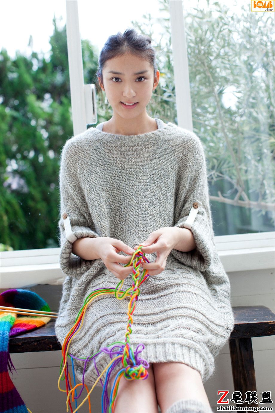 90后可爱<a href=https://www.zhailm.com/e/tags/?tagname=%E6%97%A5%E6%9C%AC target=_blank class=infotextkey>日本</a><a href=https://www.zhailm.com/e/tags/?tagname=%E7%BE%8E%E5%A5%B3 target=_blank class=infotextkey>美女</a>武井咲作品个人<a href=https://www.zhailm.com/e/tags/?tagname=%E5%86%99%E7%9C%9F target=_blank class=infotextkey>写真</a>照片第1张