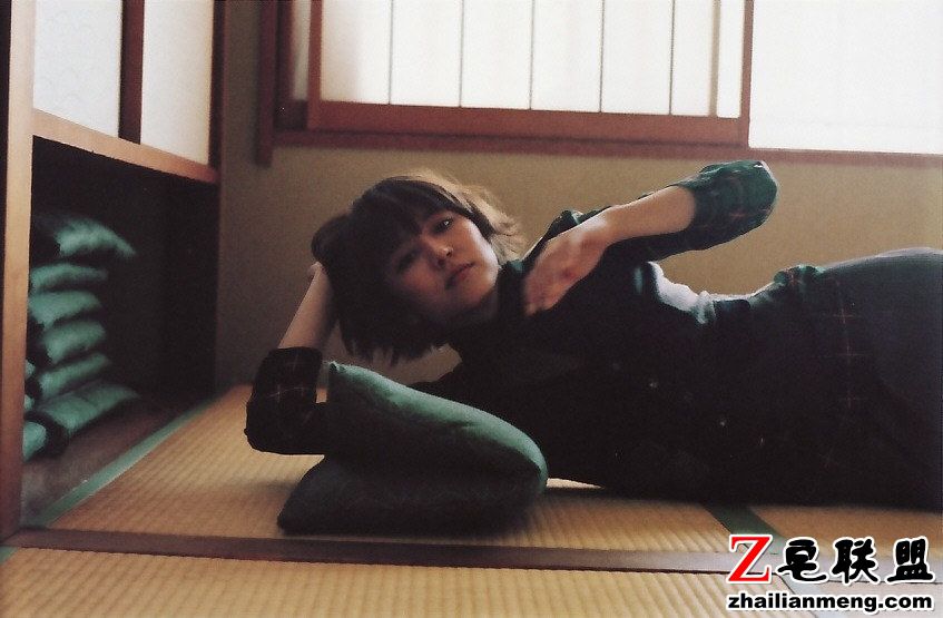 <a href=https://www.zhailm.com/e/tags/?tagname=%E6%97%A5%E6%9C%AC target=_blank class=infotextkey>日本</a>气质<a href=https://www.zhailm.com/e/tags/?tagname=%E7%BE%8E%E5%A5%B3 target=_blank class=infotextkey>美女</a>长泽雅美短发照片第1张