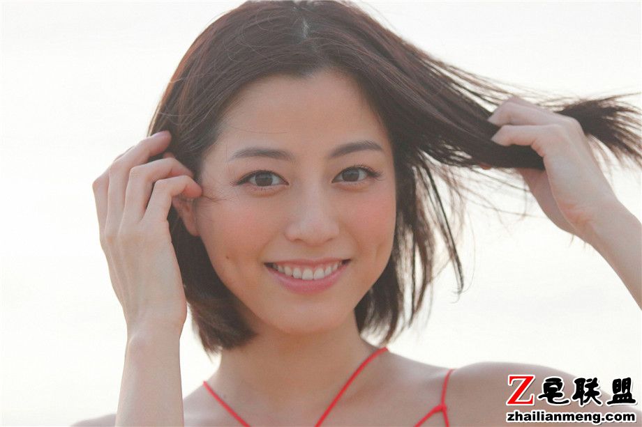 <a href=https://www.zhailm.com/e/tags/?tagname=%E6%97%A5%E6%9C%AC target=_blank class=infotextkey>日本</a>气质短发<a href=https://www.zhailm.com/e/tags/?tagname=%E7%BE%8E%E5%A5%B3 target=_blank class=infotextkey>美女</a>杉本有美海边外拍<a href=https://www.zhailm.com/e/tags/?tagname=%E5%86%99%E7%9C%9F target=_blank class=infotextkey>写真</a>图片第1张