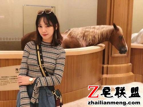 女教师做爱经历小说