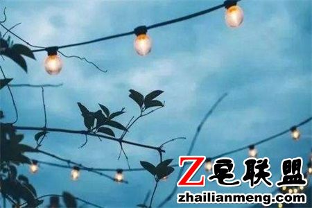 丈夫经常酗酒和赌博