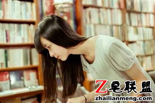 毕业后成功上位嫁给富二代