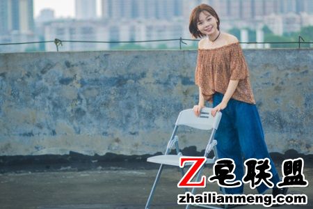 我的绝色美女房客太大胆