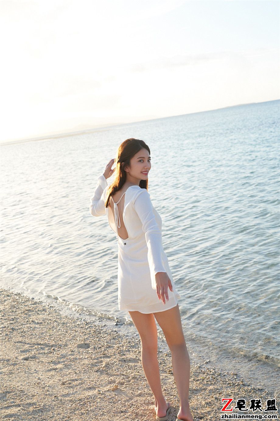 90后<a href=https://www.zhailm.com/e/tags/?tagname=%E6%97%A5%E6%9C%AC%E7%BE%8E%E5%A5%B3 target=_blank class=infotextkey>日本美女</a>伊东纱冶子外拍<a href=https://www.zhailm.com/e/tags/?tagname=%E5%86%99%E7%9C%9F%E5%9B%BE%E7%89%87 target=_blank class=infotextkey>写真图片</a>第2张