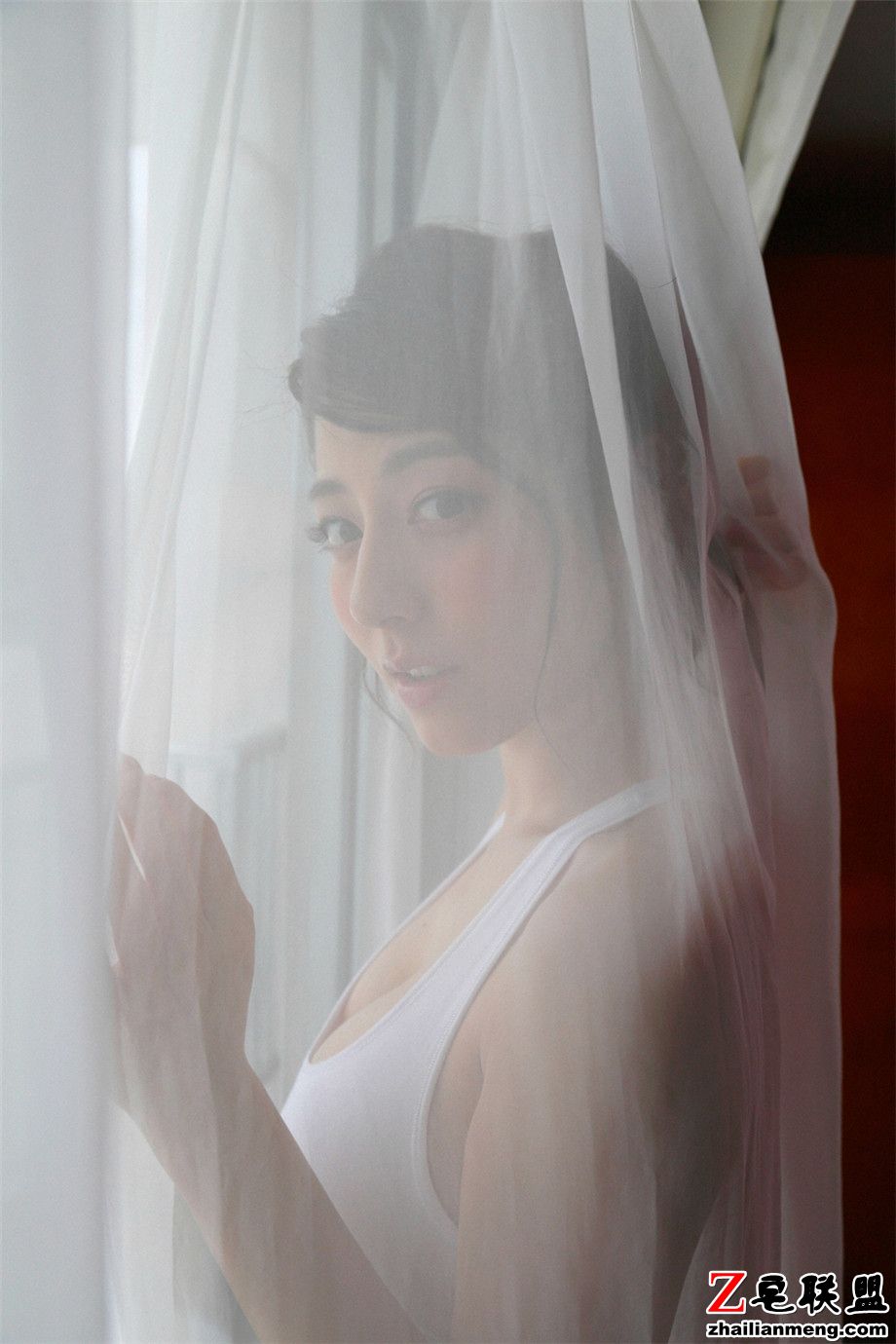 气质<a href=https://www.zhailm.com/e/tags/?tagname=%E6%97%A5%E6%9C%AC target=_blank class=infotextkey>日本</a><a href=https://www.zhailm.com/e/tags/?tagname=%E7%BE%8E%E5%A5%B3 target=_blank class=infotextkey>美女</a>杉本有美高清<a href=https://www.zhailm.com/e/tags/?tagname=%E7%A7%81%E6%88%BF target=_blank class=infotextkey>私房</a>照图片第1张