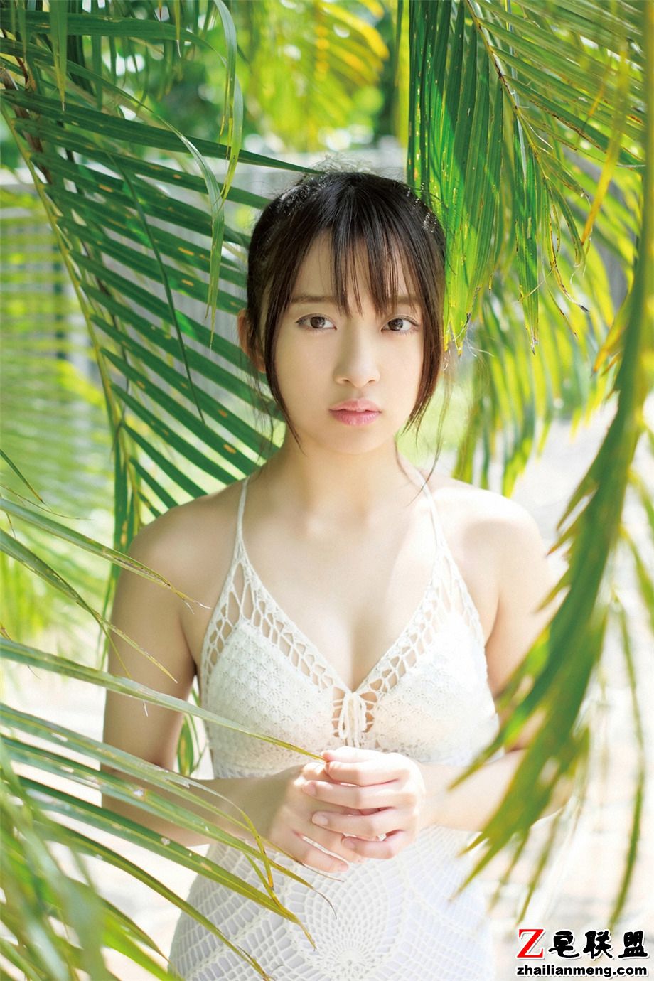 95后极品日本美女渡边幸爱<a href=https://www.zhailm.com/e/tags/?tagname=%E6%80%A7%E6%84%9F%E5%86%99%E7%9C%9F target=_blank class=infotextkey>性感写真</a>图片第3张