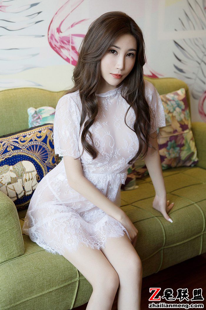 丰满媚娘孙梦瑶情趣女仆装圆润翘臀等你调教