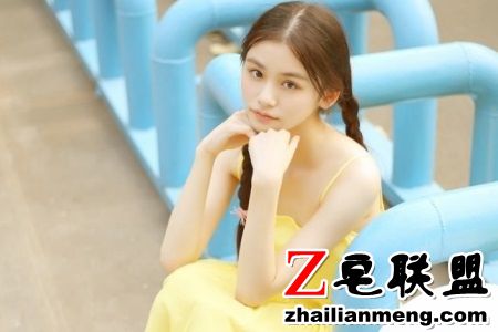 后妈比我大三岁