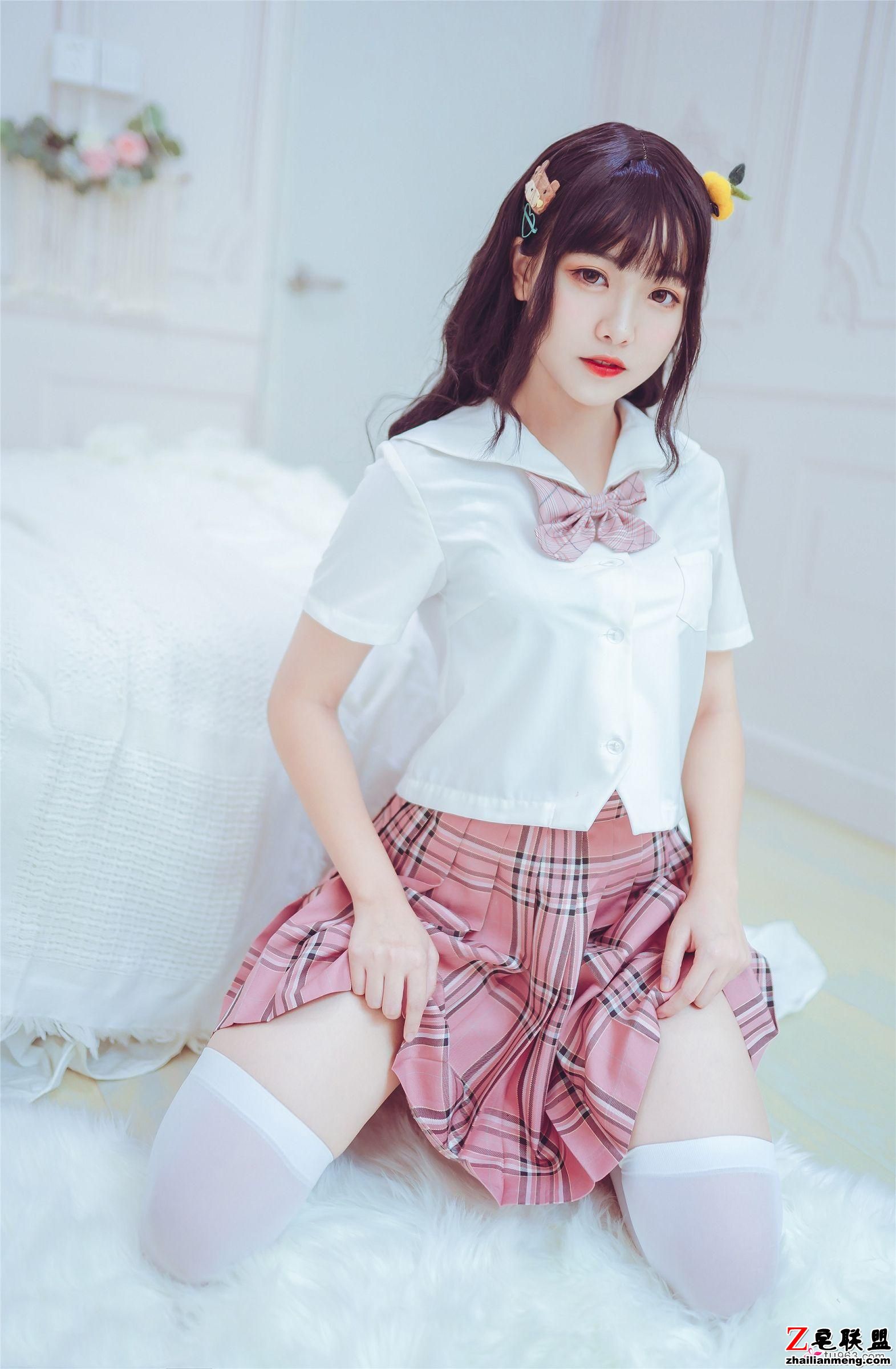 喵糖映画  VOL.001 过膝白丝