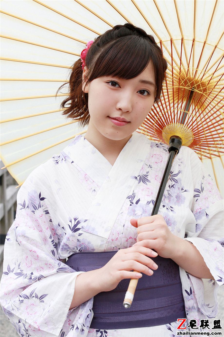 极品日本和服美女谱久村圣全身照外拍写真集第3张