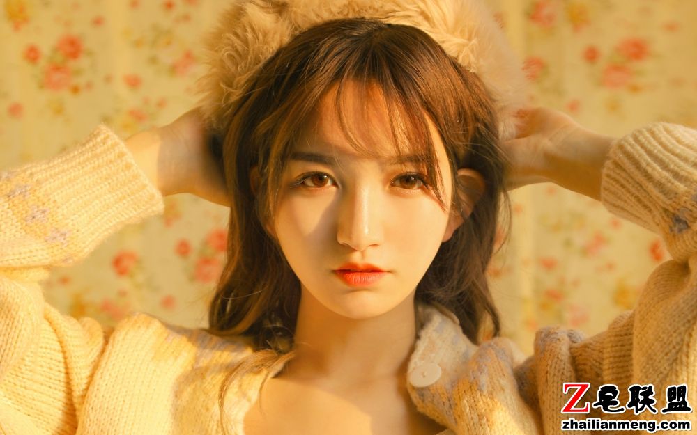 韩系女生好漂亮美若天仙黄色背景艳丽写真