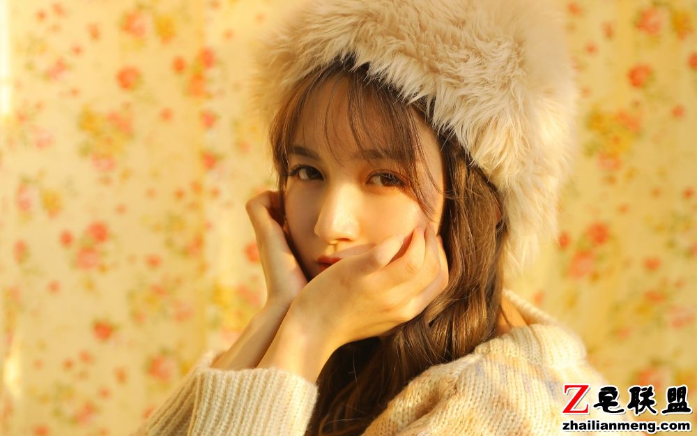 韩系女生好漂亮美若天仙黄色背景艳丽写真