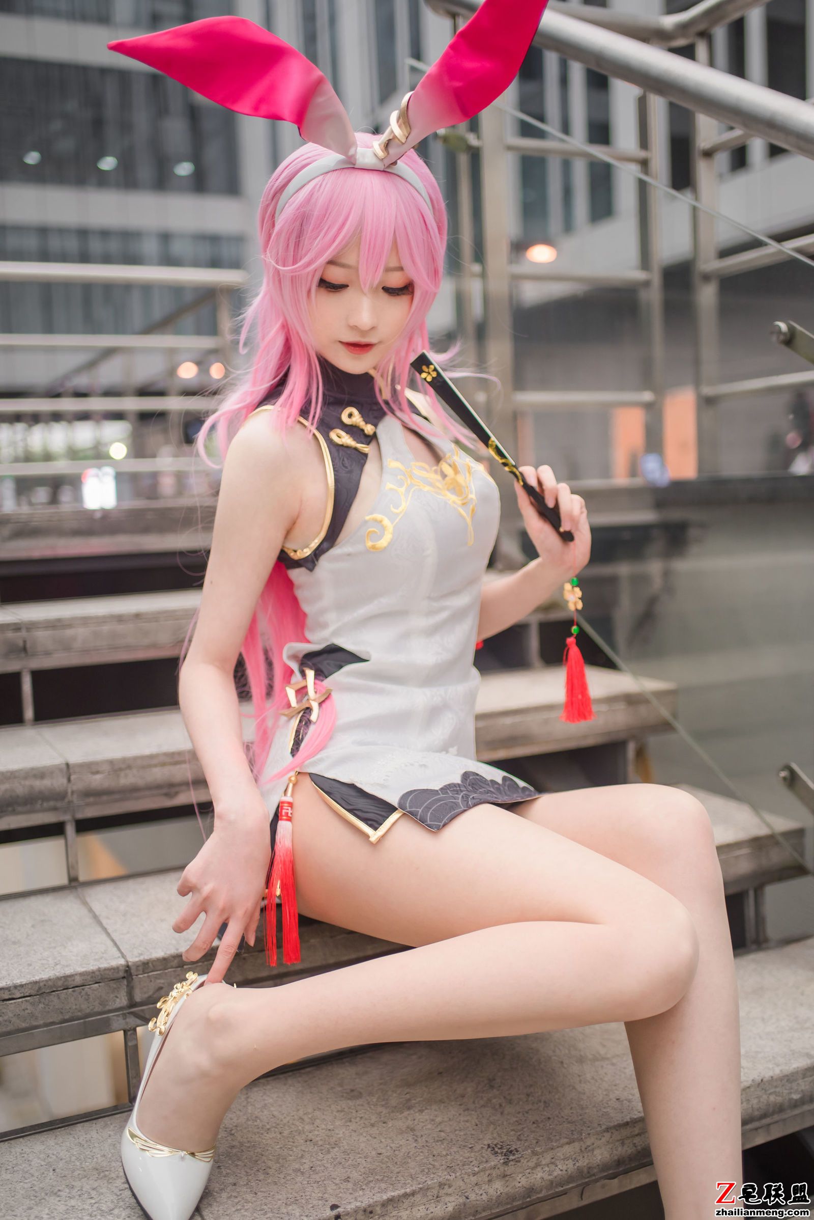 [COSER美女] 小姐姐南宫 - 粉红兔女郎 写真套图第8张